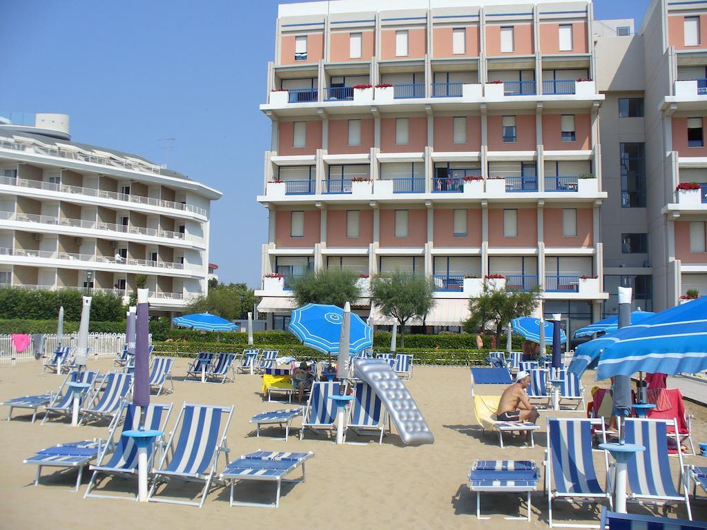 Condominio Penelope Piazza Torino Da Colla Lido di Jesolo